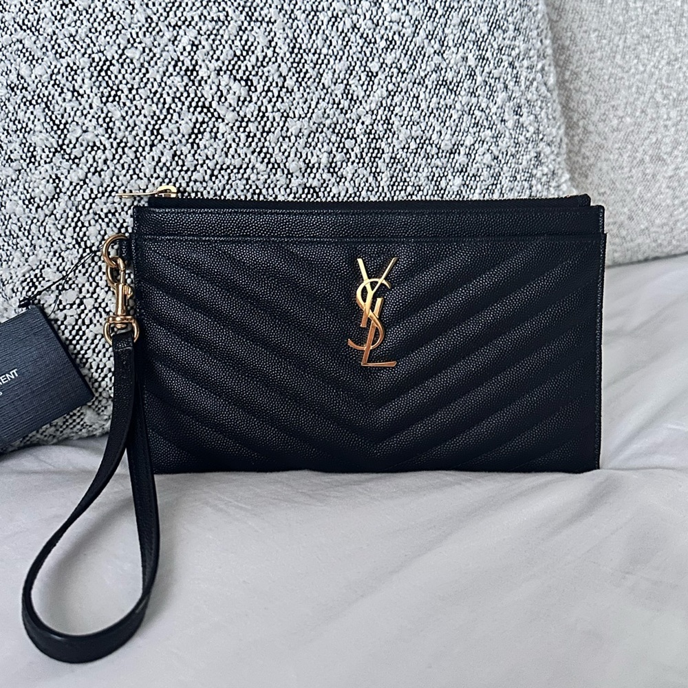 Saint Laurent YSL Cassandra Matelasse Large Zipped Bill Pouch Wristlet Black